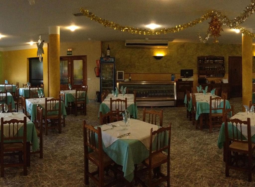 Hotel Restaurante Jarilla Bagian luar foto